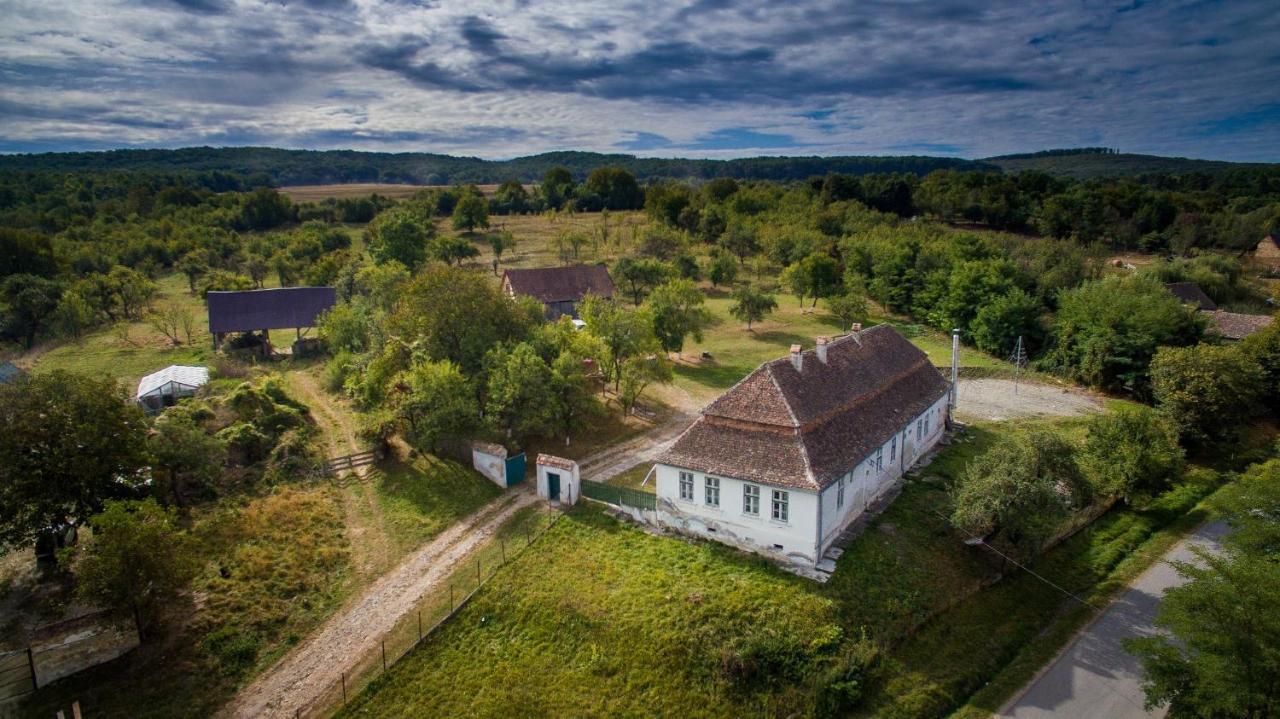 Kinderuni Bekokten Barcut Exterior photo